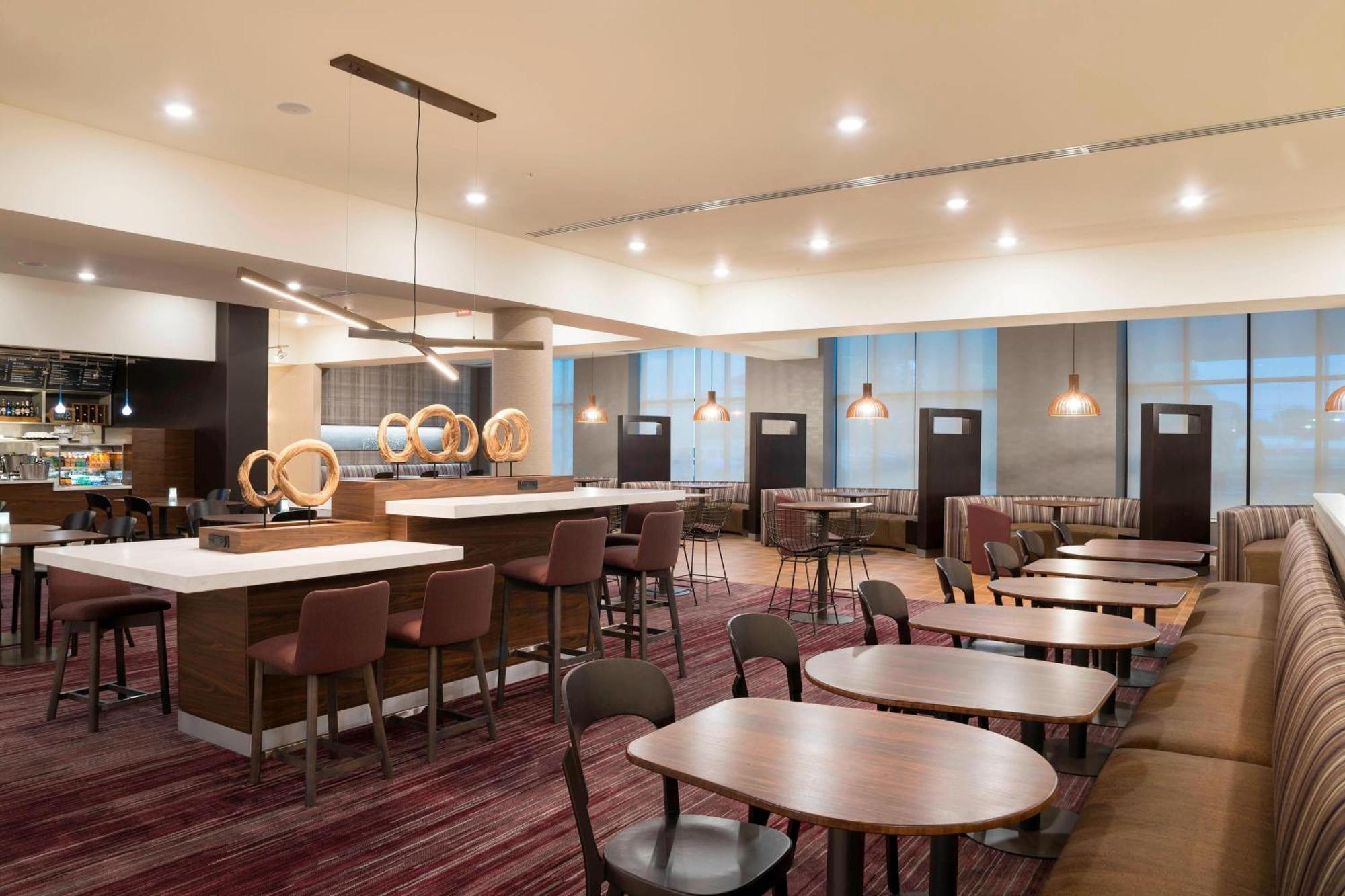 Courtyard By Marriott Mt. Pleasant At Central Michigan University Mount Pleasant Exterior foto