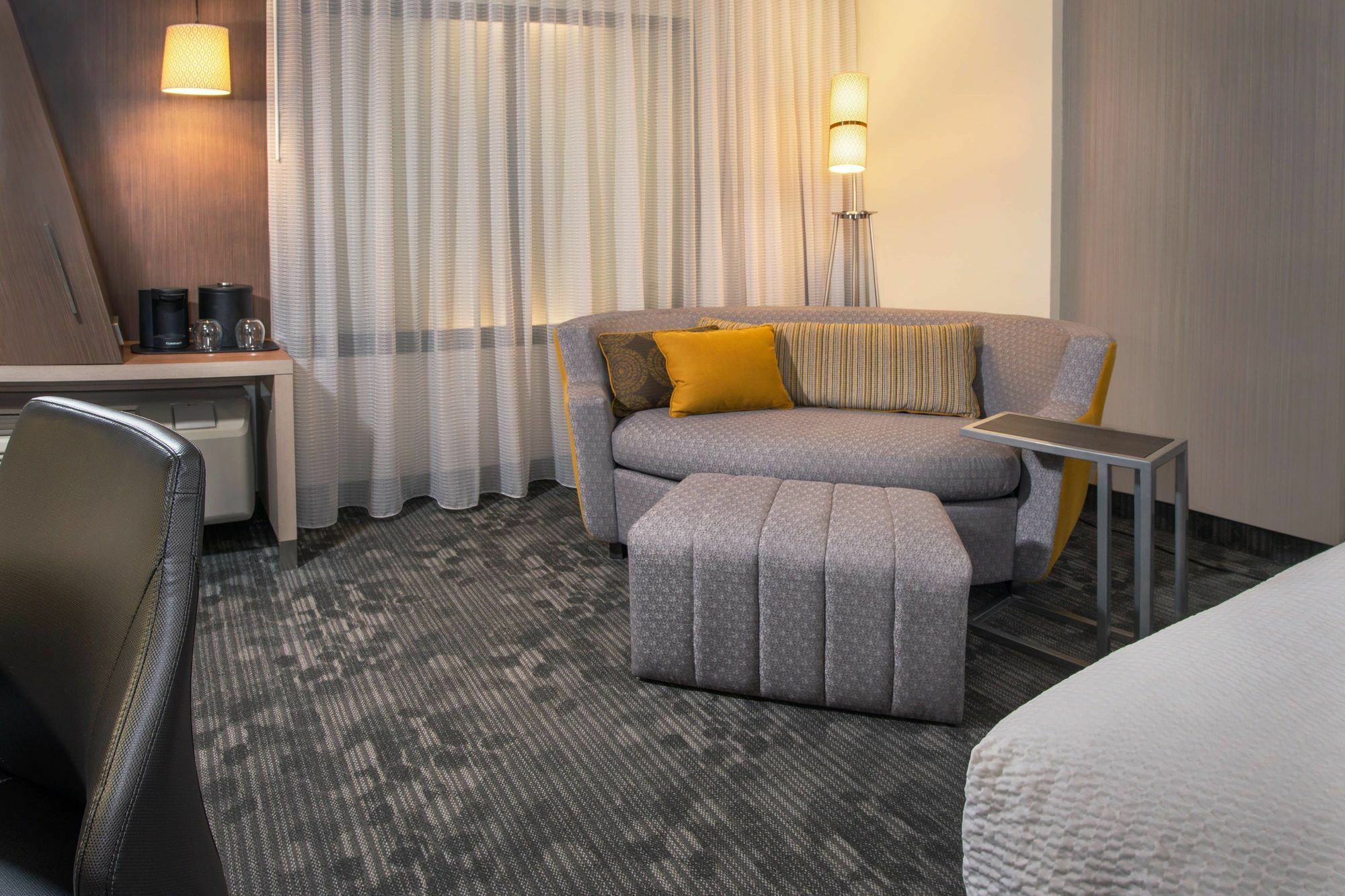 Courtyard By Marriott Mt. Pleasant At Central Michigan University Mount Pleasant Exterior foto